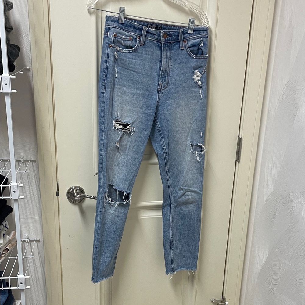 Abercrombie & Fitch Light Blue Distressed Cropped Jeans